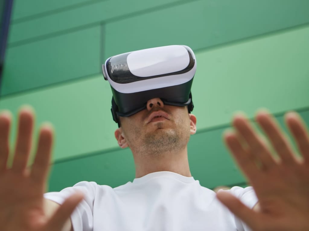 VR