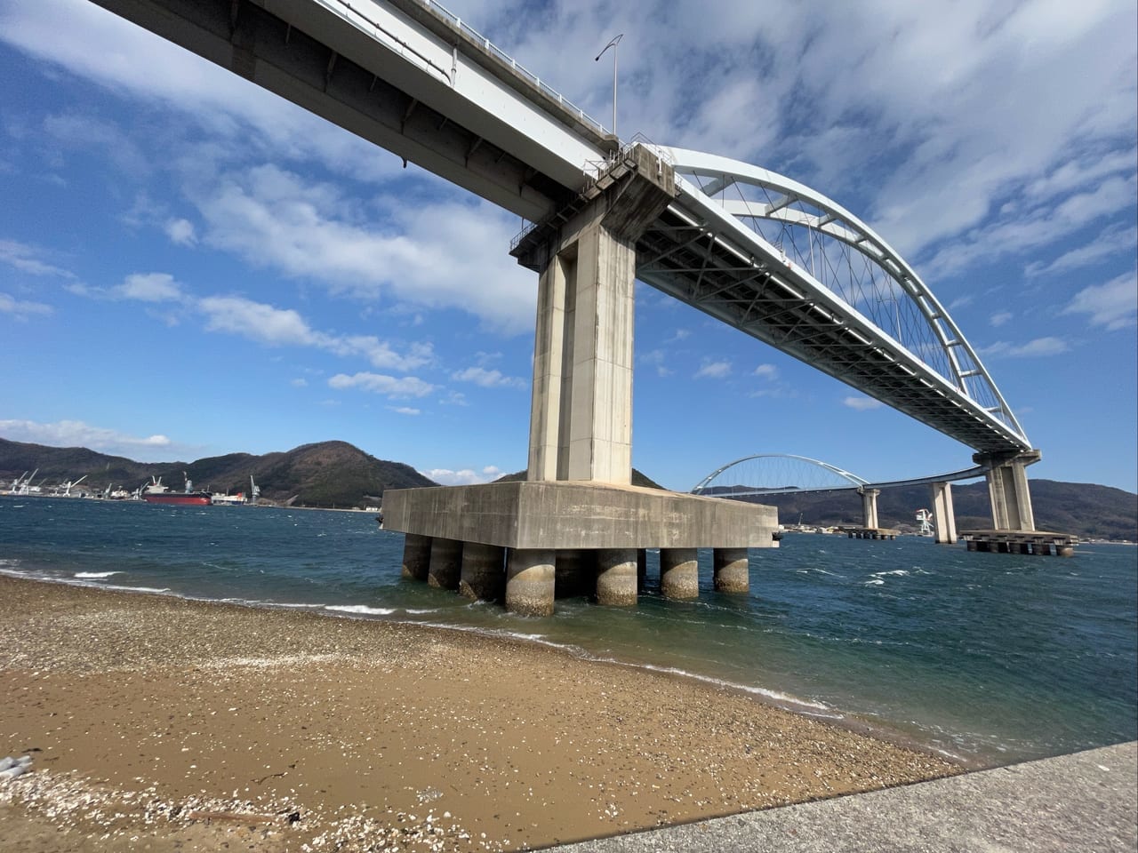 内海大橋