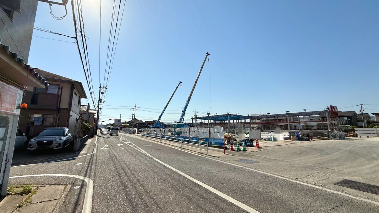 ハローズ 手城店