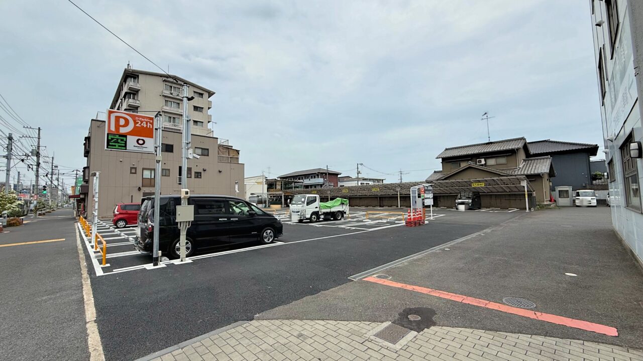 ファーマシィ薬局国立前